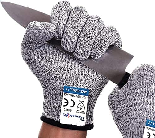 Best Gloves for Fade Knife Blades